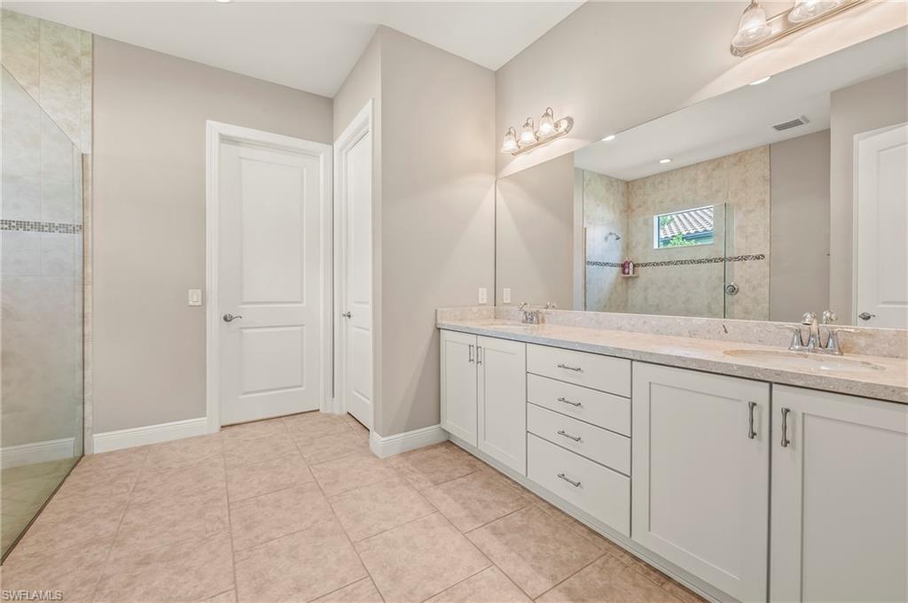 LAMORADA - Residential