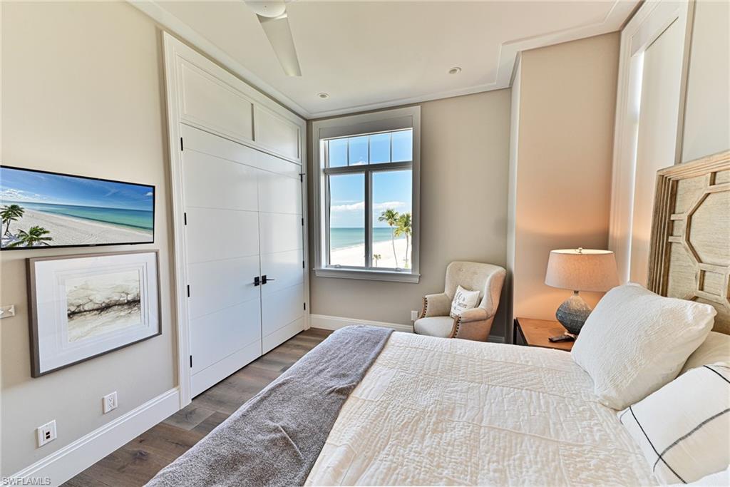 BAREFOOT BEACH - Residential