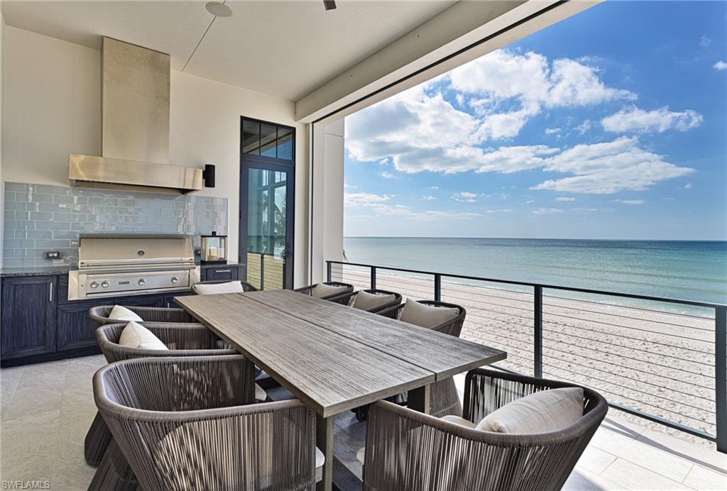 BAREFOOT BEACH - Residential