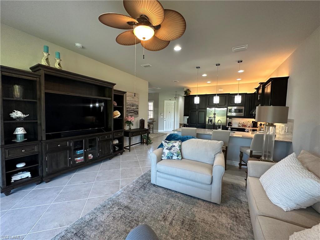 MARINA BAY - Residential Lease