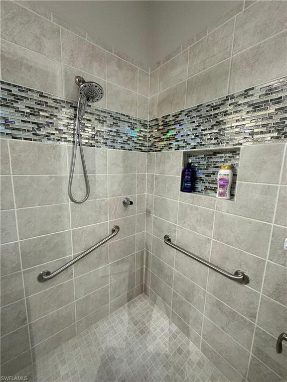 MARINA BAY - Residential Lease