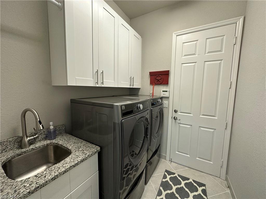 MARINA BAY - Residential Lease