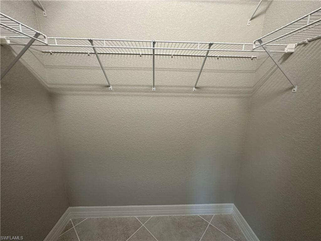 MARINA BAY - Residential Lease