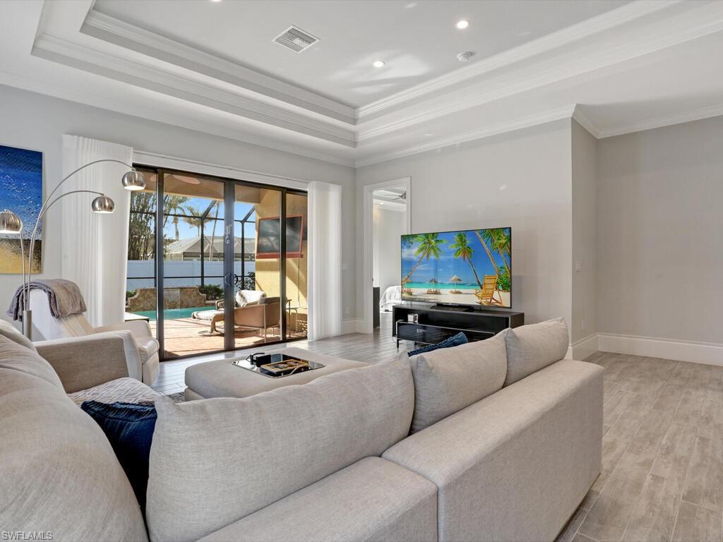 NAPLES PARK - Residential Lease