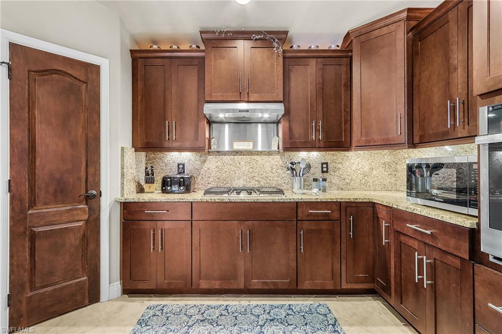 CALUSA RIDGE - Residential