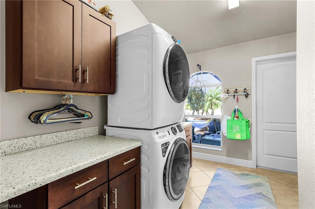 CALUSA RIDGE - Residential