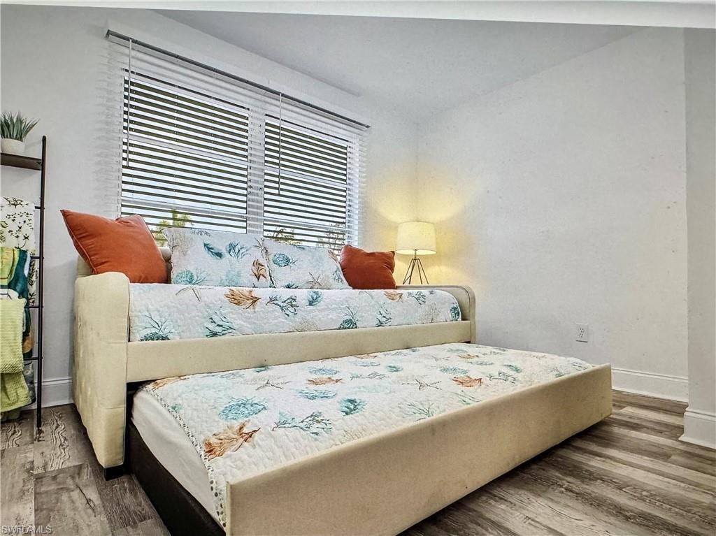 BONITA SHORES - Residential