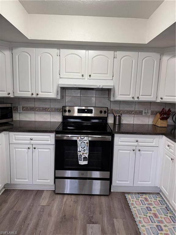 BONITA SHORES - Residential