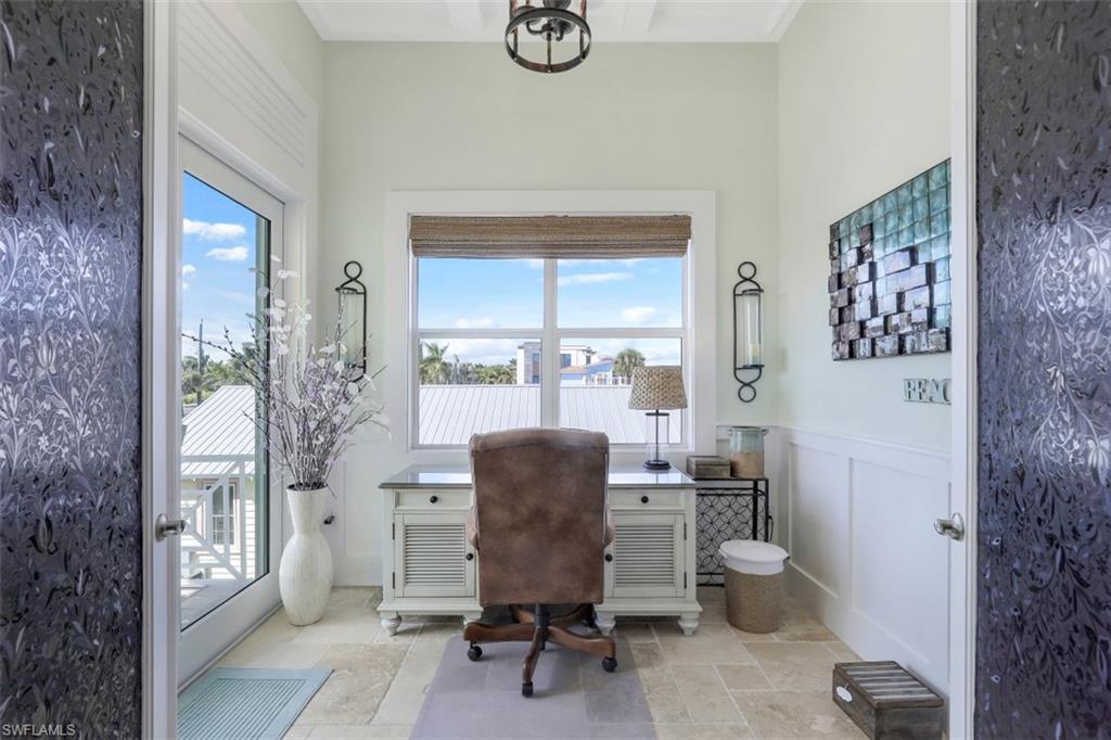 VENETIAN GARDENS - Residential