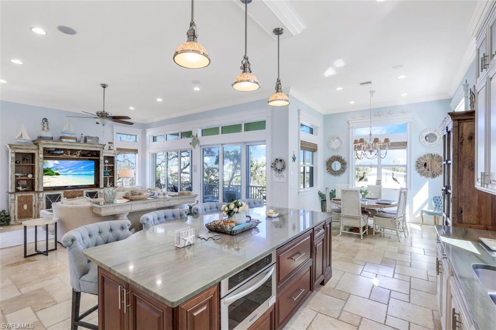 VENETIAN GARDENS - Residential