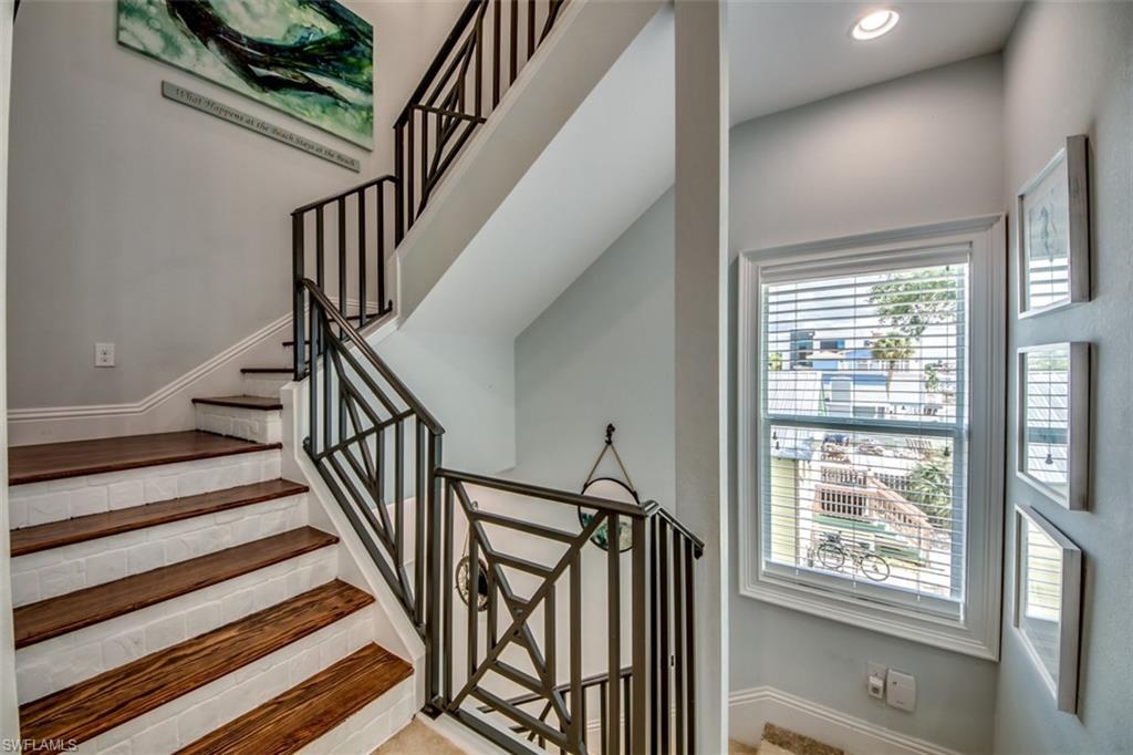 VENETIAN GARDENS - Residential