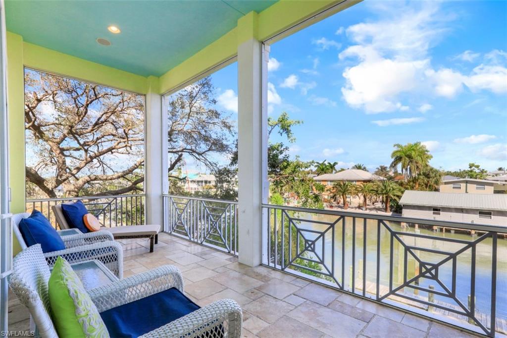 VENETIAN GARDENS - Residential