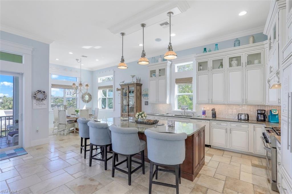 VENETIAN GARDENS - Residential