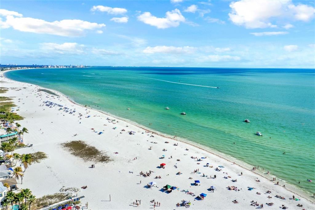 VENETIAN GARDENS - Residential