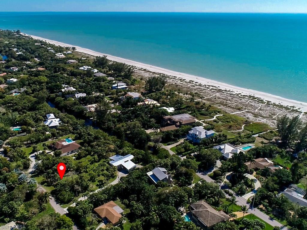 CHATEAUX SUR MER UNREC - Land