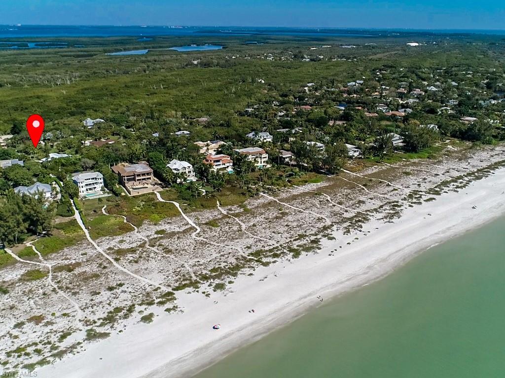 CHATEAUX SUR MER UNREC - Land