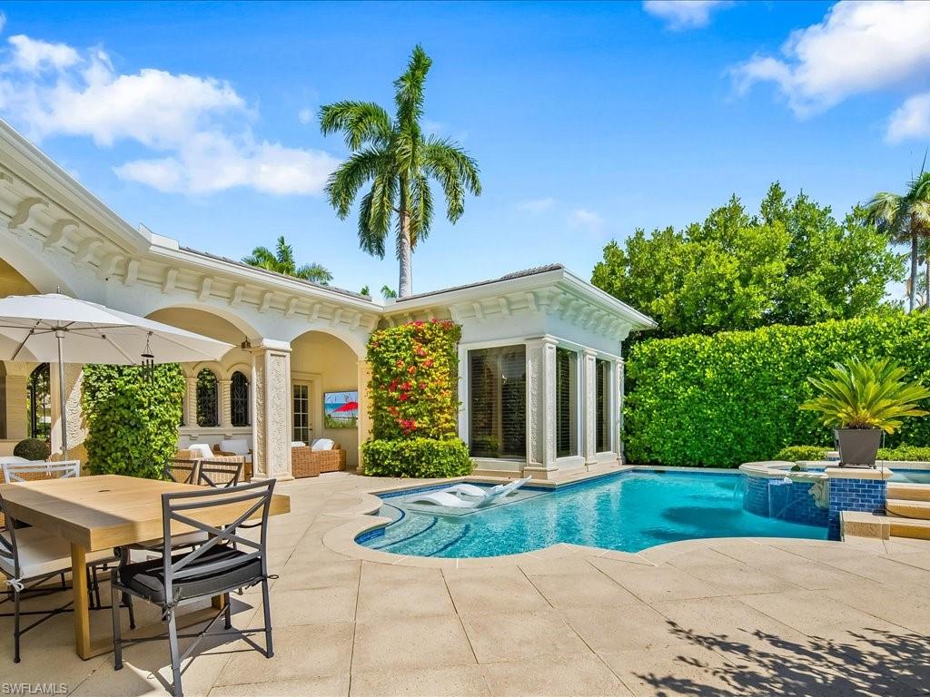 ESTATES AT BAY COLONY GOLF CLUB - Residential