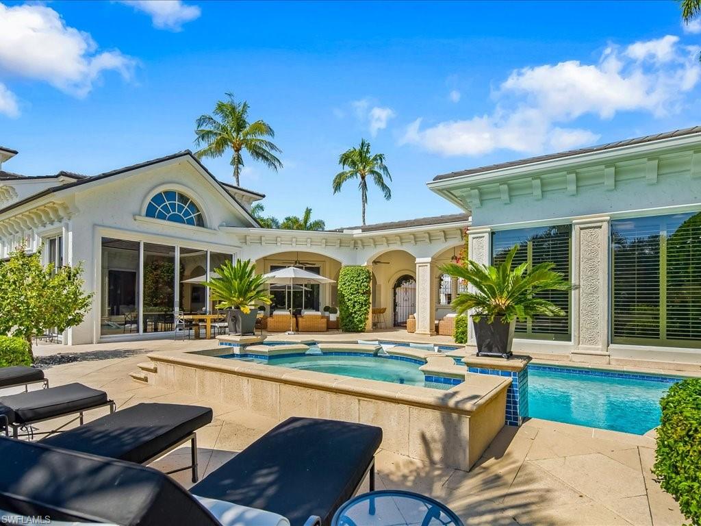 ESTATES AT BAY COLONY GOLF CLUB - Residential
