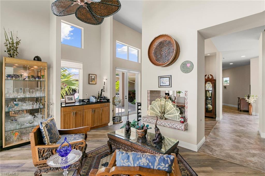 MARCO ISLAND - Residential