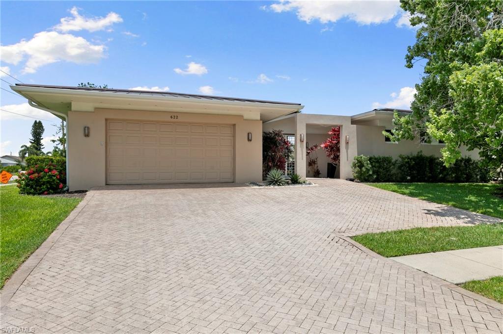 Properties 622 Bimini AVE