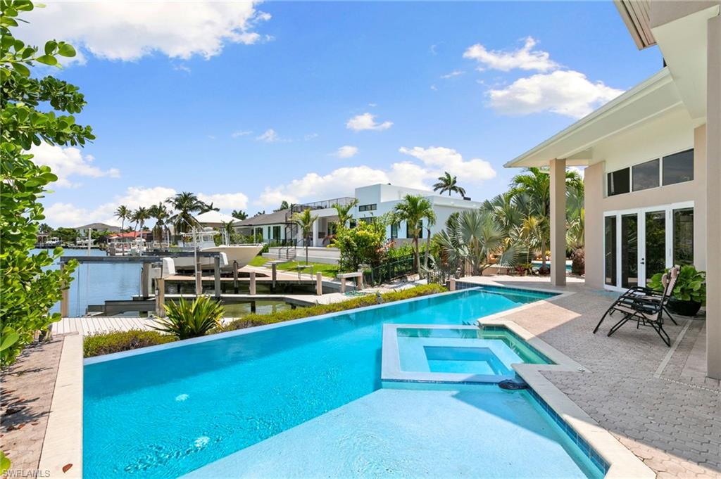 MARCO ISLAND - Residential