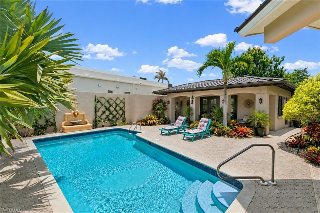 MARCO ISLAND - Residential