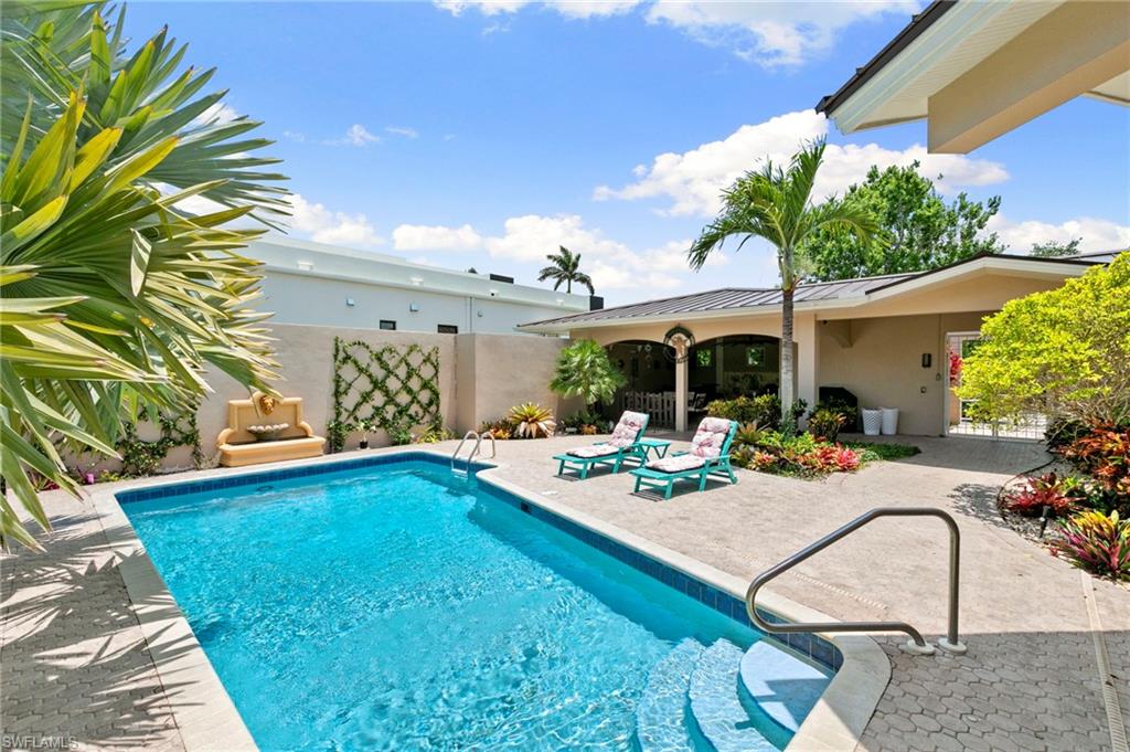 MARCO ISLAND - Residential
