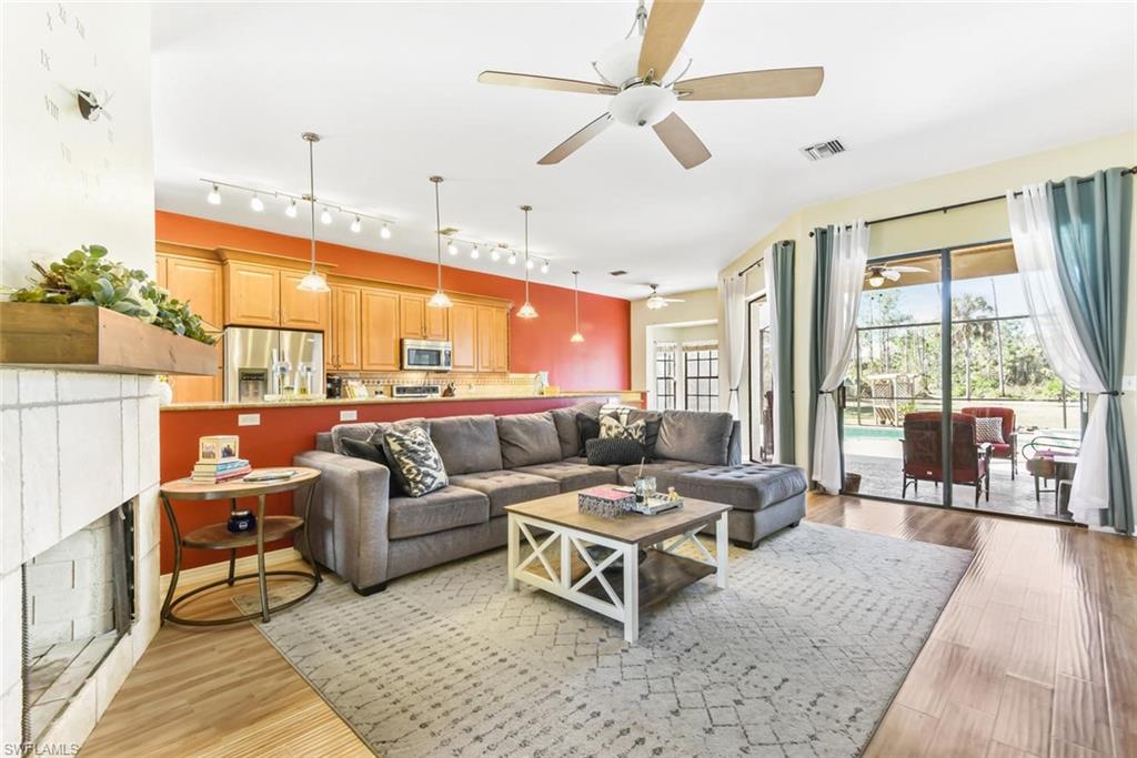 GOLDEN GATE ESTATES - Residential