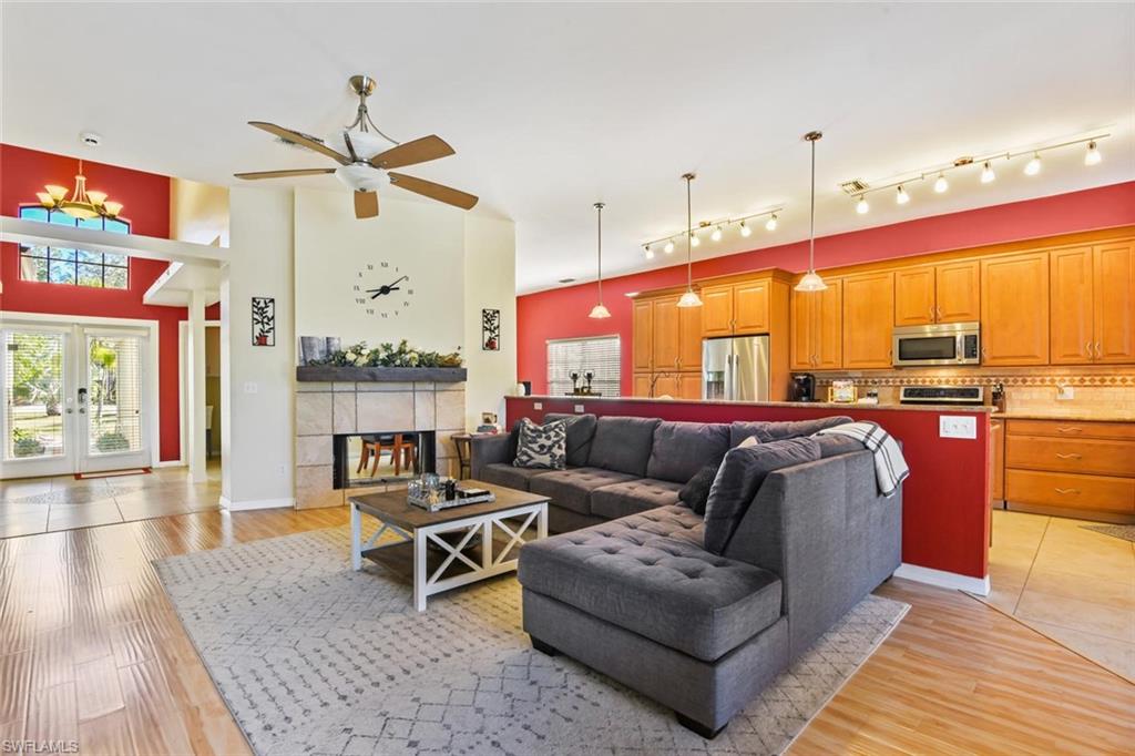 GOLDEN GATE ESTATES - Residential