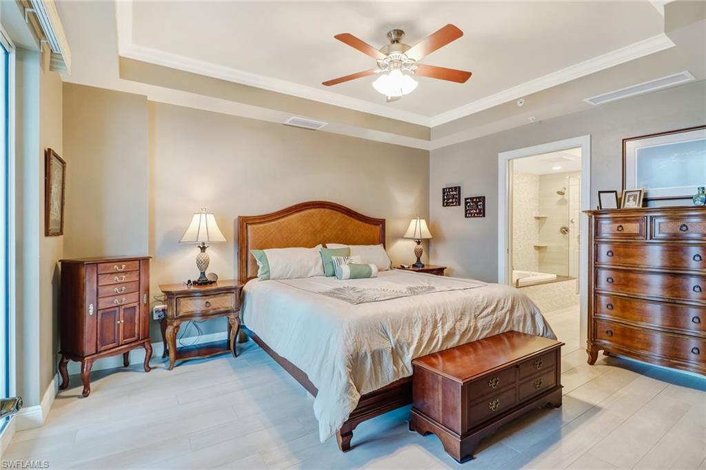 ST. TROPEZ - Residential