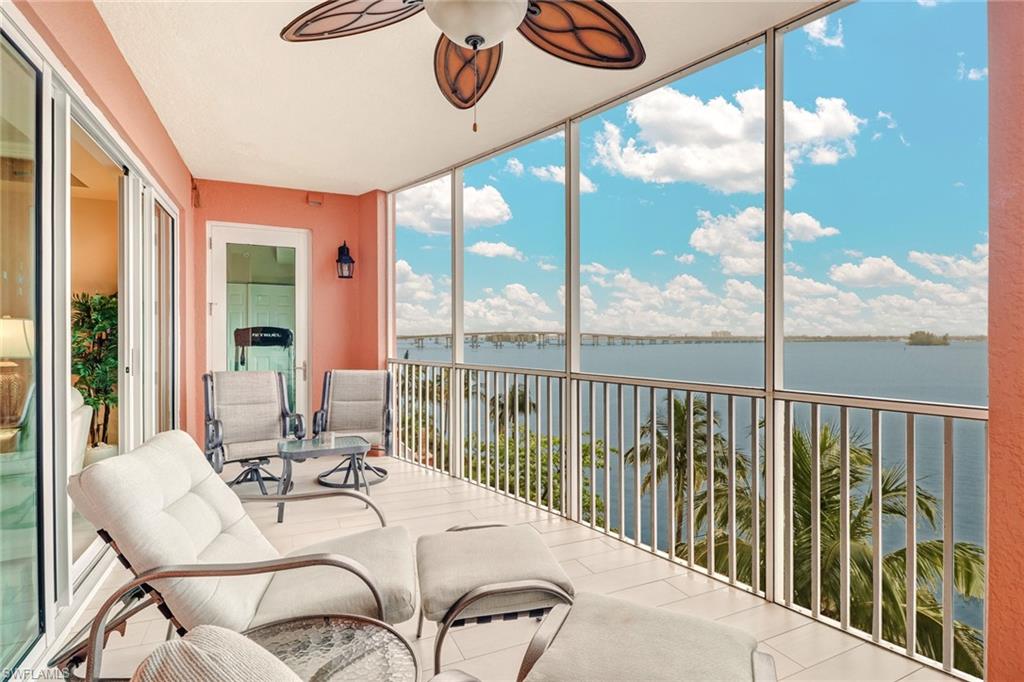 ST. TROPEZ - Residential