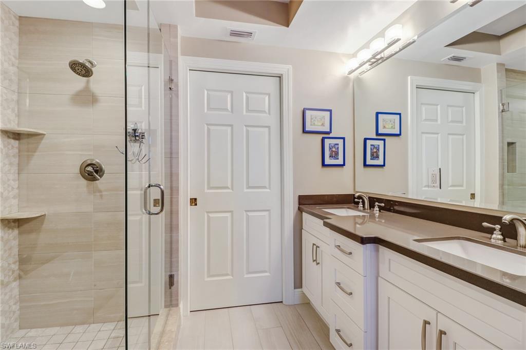 ST. TROPEZ - Residential