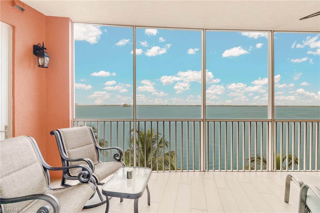 ST. TROPEZ - Residential