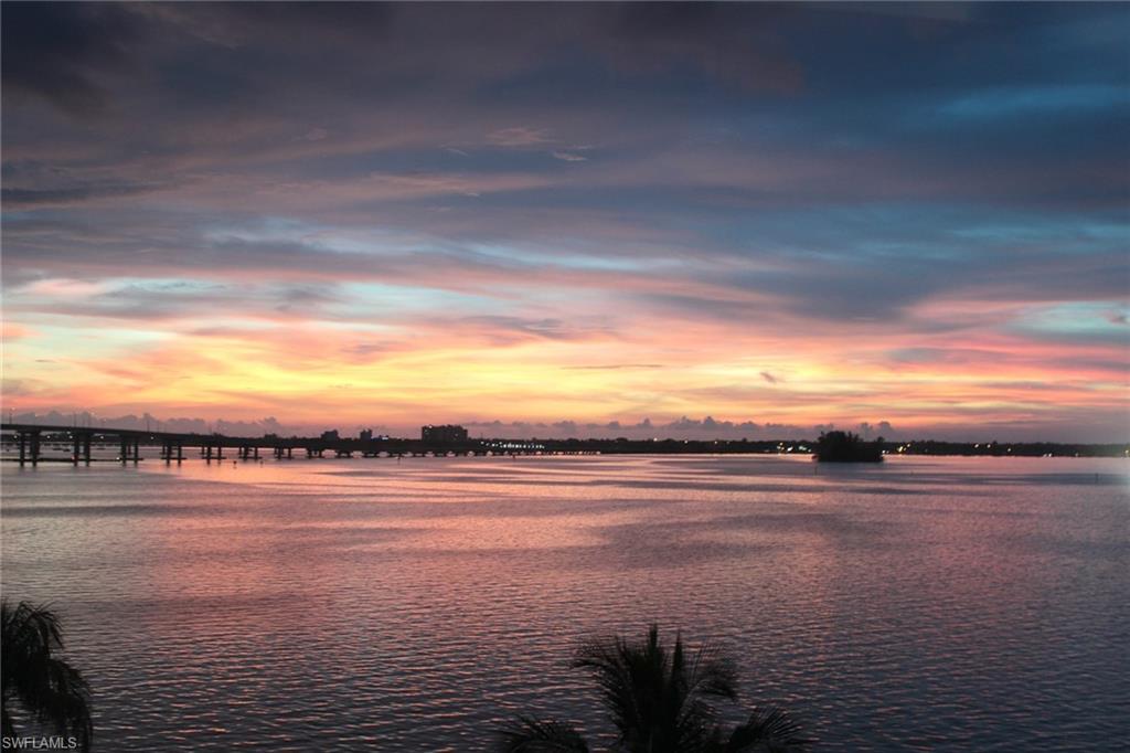 ST. TROPEZ - Residential