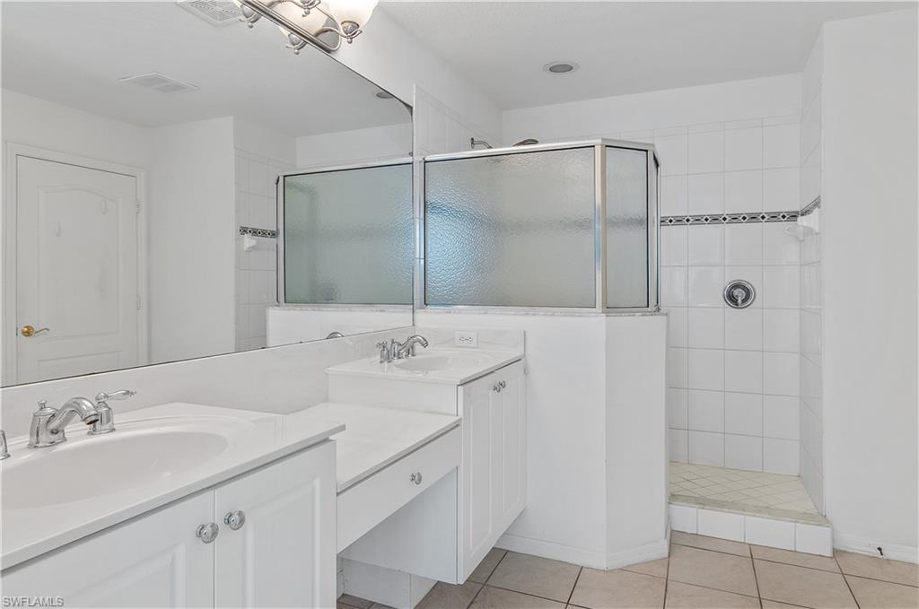 PEBBLE BEACH - Residential