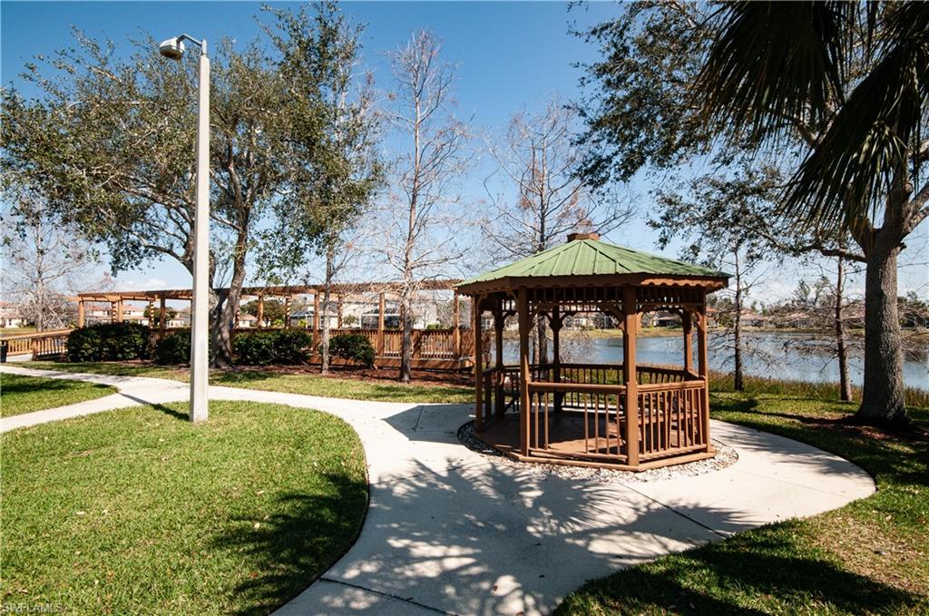 PEBBLE BEACH - Residential