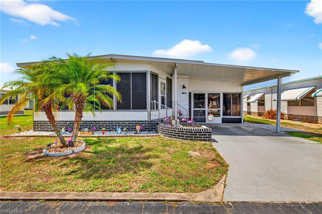 LAZY DAYS MOBILE VILLAGE - Residential