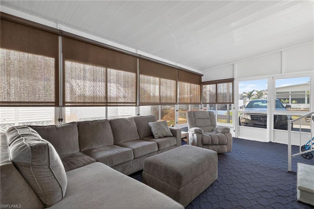 LAZY DAYS MOBILE VILLAGE - Residential