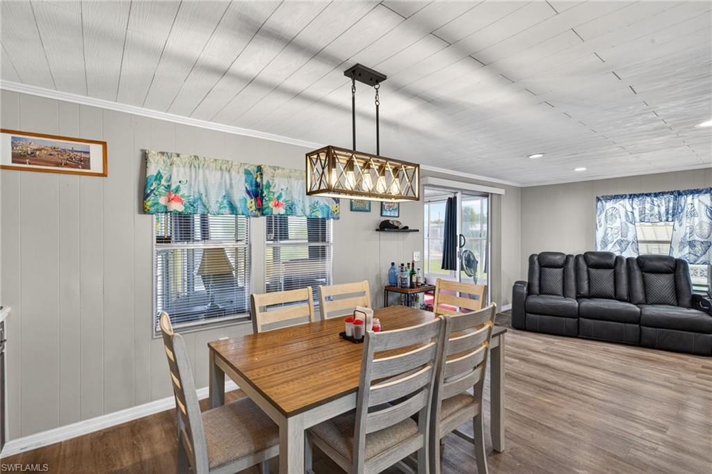 LAZY DAYS MOBILE VILLAGE - Residential