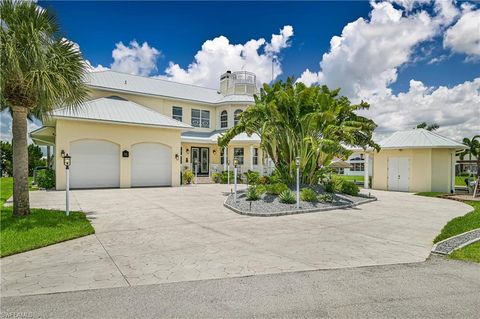 3102 SE 22nd AVE CAPE CORAL FL 33904