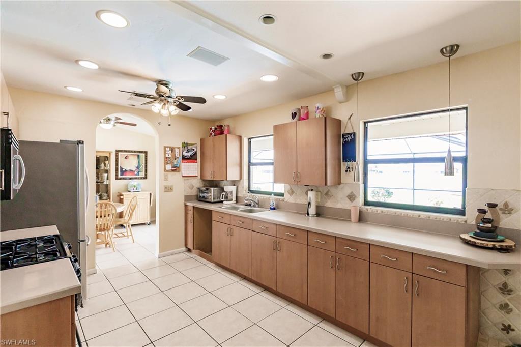 CITRUS GREENS - Residential