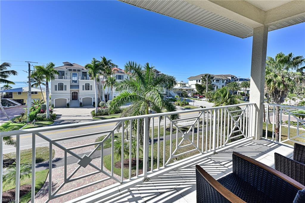 BONITA BEACH - Residential