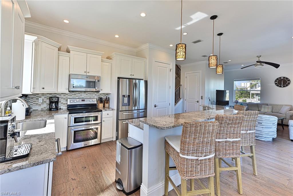 BONITA BEACH - Residential