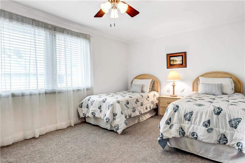 FOUR FOUNTAINS - Residential