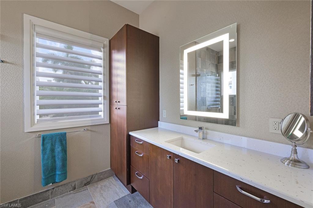 MARCO BEACH - Residential