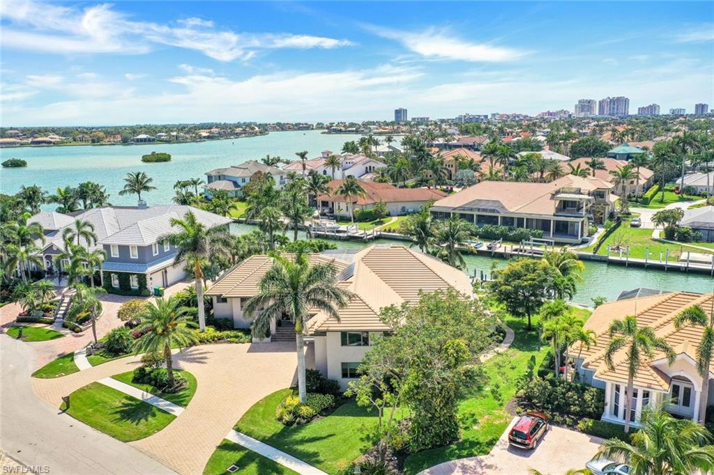 MARCO BEACH - Residential