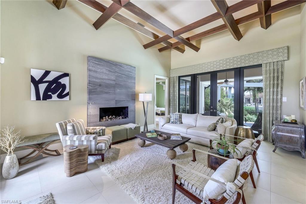 MARCO BEACH - Residential