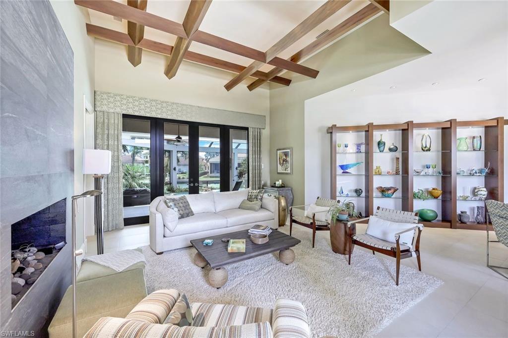 MARCO BEACH - Residential