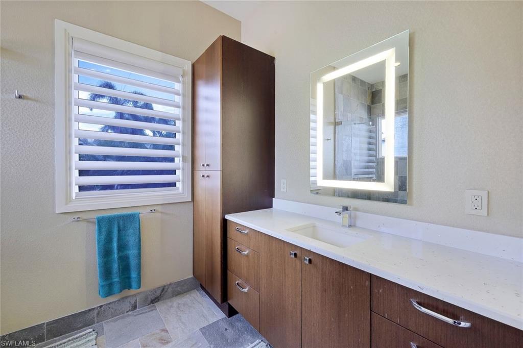 MARCO BEACH - Residential