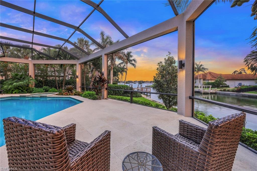 MARCO BEACH - Residential